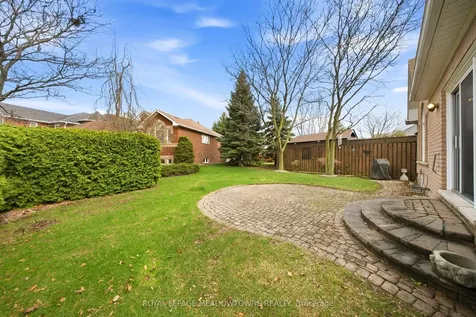 20 Huffmann Drive Halton Hills ON L7G 5W4