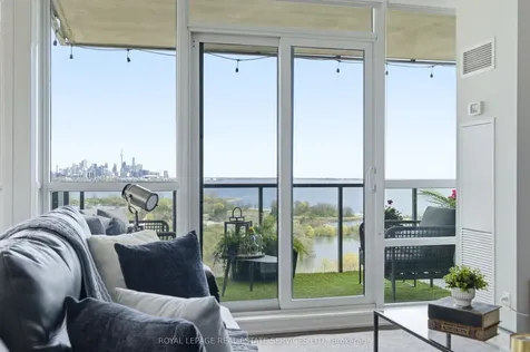 2230 Lake Shore Boulevard W Toronto ON M8V 0B2
