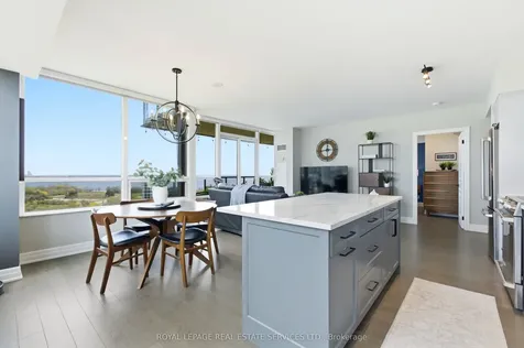 2230 Lake Shore Boulevard W Toronto ON M8V 0B2
