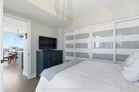 2230 Lake Shore Boulevard W Toronto ON M8V 0B2