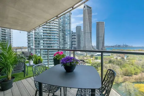 2230 Lake Shore Boulevard W Toronto ON M8V 0B2