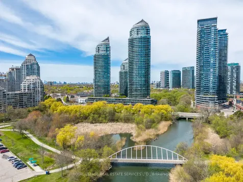 2230 Lake Shore Boulevard W Toronto ON M8V 0B2