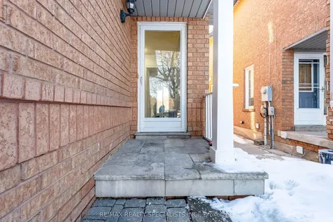 65 Clover Bloom Road Brampton ON L6R 1S4