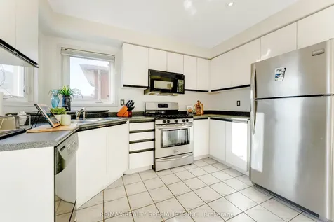 65 Clover Bloom Road Brampton ON L6R 1S4