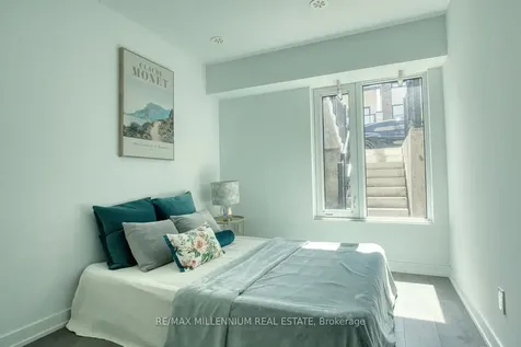 1131 Cooke Boulevard Burlington ON L7T 0C3