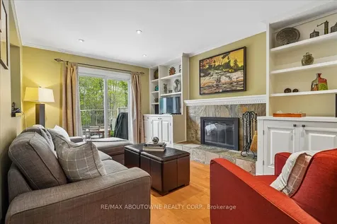 1277 Old Bridle Path Oakville ON L6M 1A3