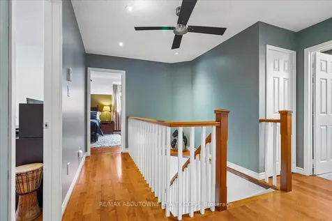 1277 Old Bridle Path Oakville ON L6M 1A3