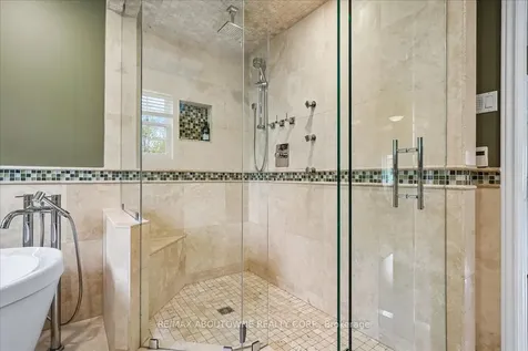 1277 Old Bridle Path Oakville ON L6M 1A3