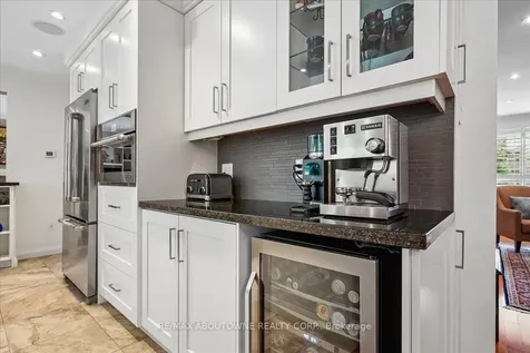 1277 Old Bridle Path Oakville ON L6M 1A3