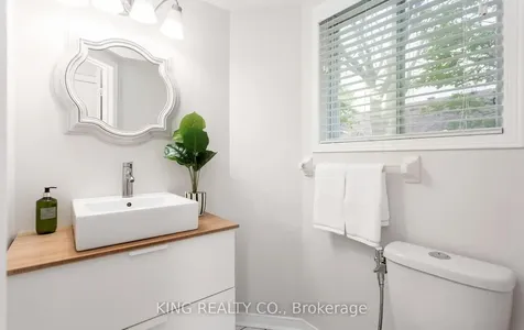 1240 Westview Terrace Oakville ON L6M 3M4