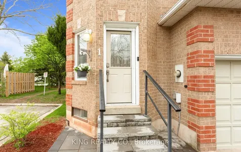 1240 Westview Terrace Oakville ON L6M 3M4