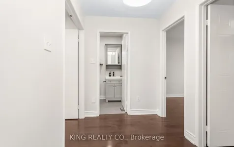1240 Westview Terrace Oakville ON L6M 3M4