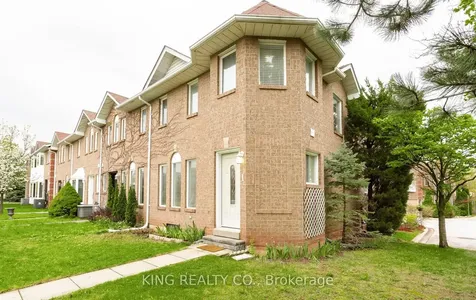 1240 Westview Terrace Oakville ON L6M 3M4