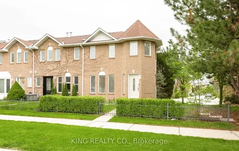 1240 Westview Terrace Oakville ON L6M 3M4