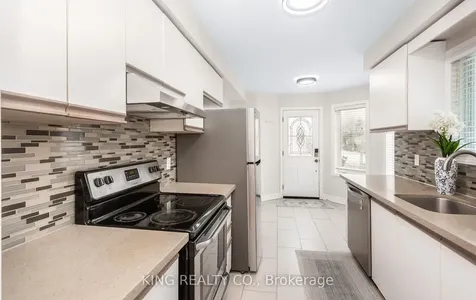 1240 Westview Terrace Oakville ON L6M 3M4