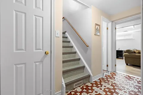 230 Derrydown Road Toronto ON M3J 1S1