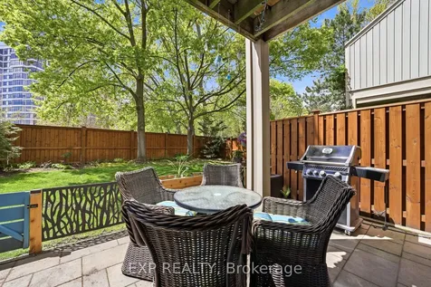 1010 Walden Circle Mississauga ON L5J 4J9