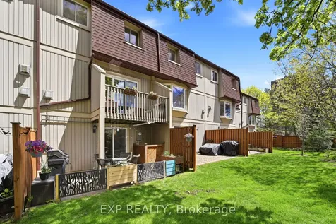 1010 Walden Circle Mississauga ON L5J 4J9