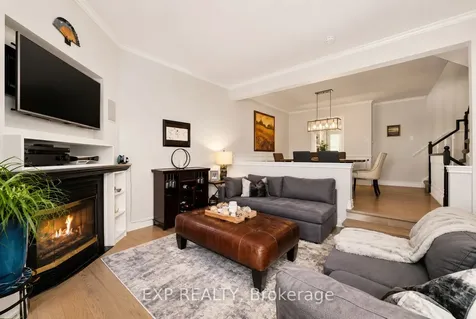 1010 Walden Circle Mississauga ON L5J 4J9