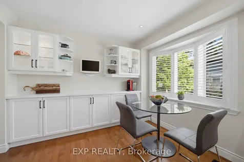 1010 Walden Circle Mississauga ON L5J 4J9
