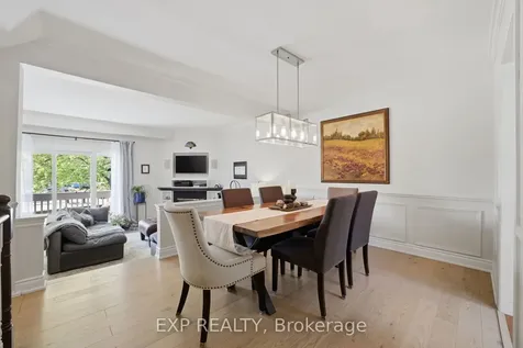 1010 Walden Circle Mississauga ON L5J 4J9