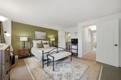 1010 Walden Circle Mississauga ON L5J 4J9