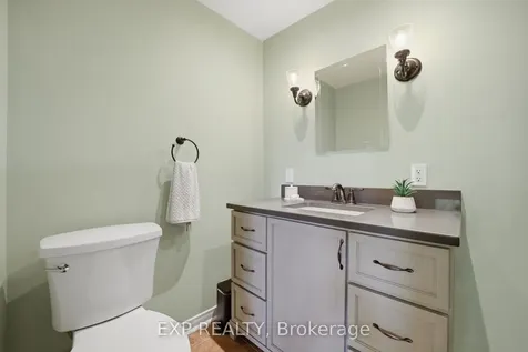 1010 Walden Circle Mississauga ON L5J 4J9