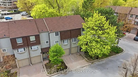 1010 Walden Circle Mississauga ON L5J 4J9