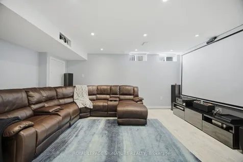 7 Cedarbrook Road Brampton ON L6R 0W7