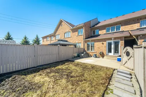7 Cedarbrook Road Brampton ON L6R 0W7