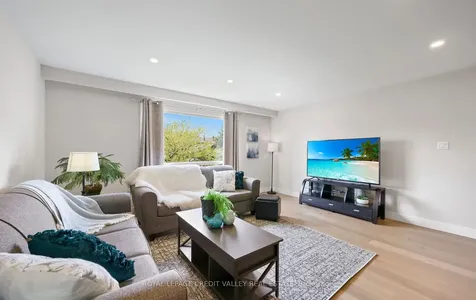 24 Pluto Drive Brampton ON L6V 3W5