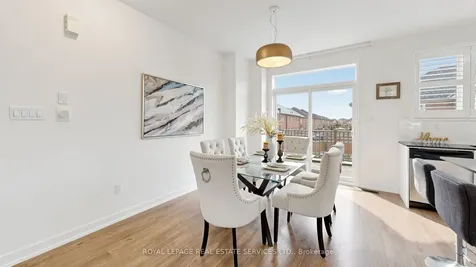3062 Ernest Appelbe Boulevard Oakville ON L6H 0L9