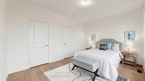 3062 Ernest Appelbe Boulevard Oakville ON L6H 0L9