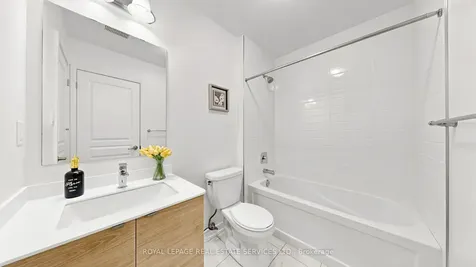 3062 Ernest Appelbe Boulevard Oakville ON L6H 0L9