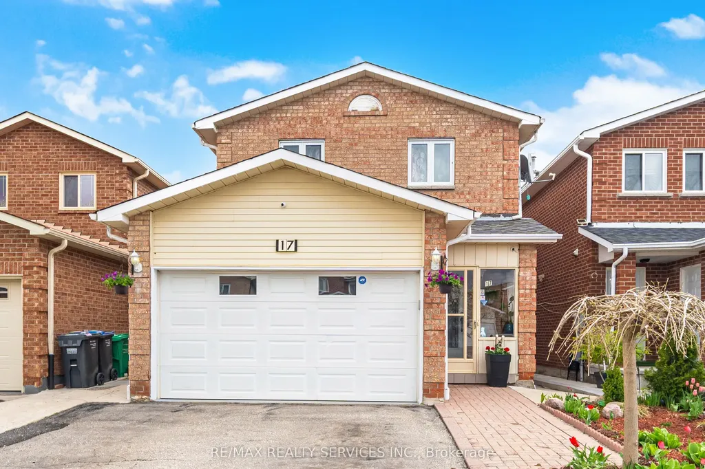 17 Metzak Drive Brampton ON L6Z 4N3