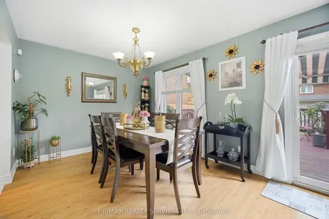 17 Metzak Drive Brampton ON L6Z 4N3