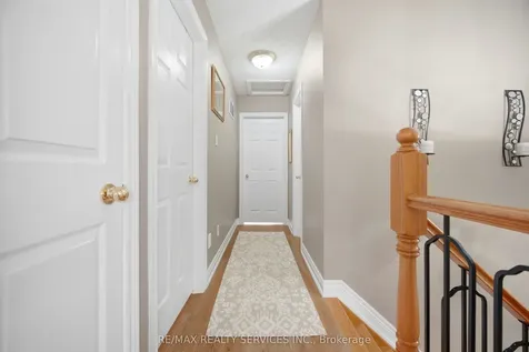 17 Metzak Drive Brampton ON L6Z 4N3