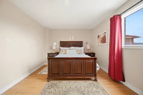 17 Metzak Drive Brampton ON L6Z 4N3