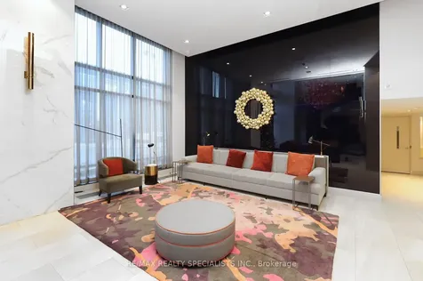 7 Mabelle Avenue Toronto ON M9A 4X7