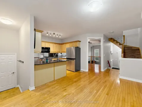 3740 Nightstar Drive Mississauga ON L5M 7Z7