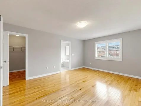 3740 Nightstar Drive Mississauga ON L5M 7Z7
