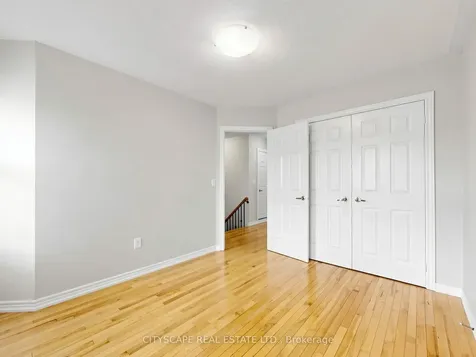 3740 Nightstar Drive Mississauga ON L5M 7Z7