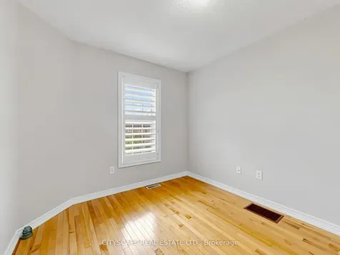 3740 Nightstar Drive Mississauga ON L5M 7Z7