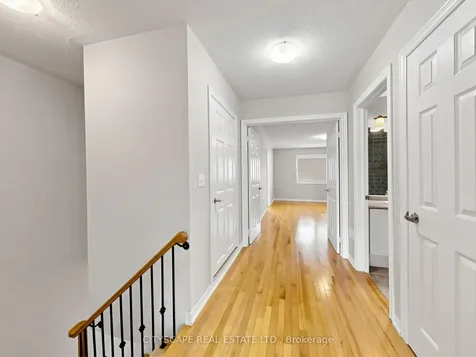 3740 Nightstar Drive Mississauga ON L5M 7Z7