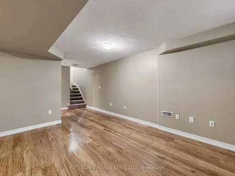 3740 Nightstar Drive Mississauga ON L5M 7Z7