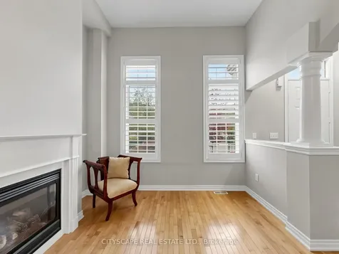 3740 Nightstar Drive Mississauga ON L5M 7Z7