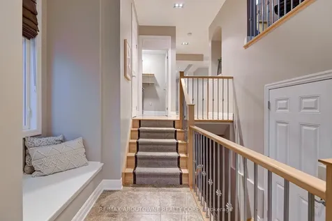 310 Leitch Landing Milton ON L9T 7M9