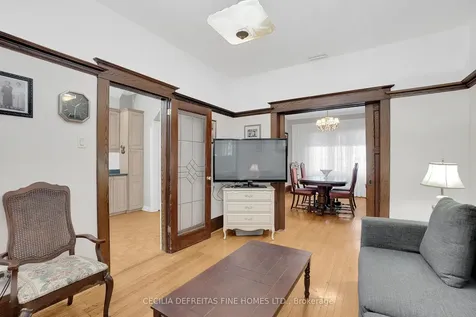 48 Westmount Avenue Toronto ON M6H 3K1