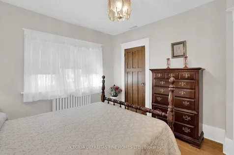 48 Westmount Avenue Toronto ON M6H 3K1