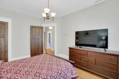 48 Westmount Avenue Toronto ON M6H 3K1